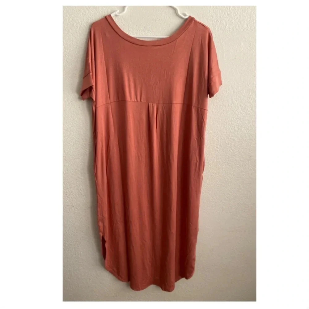 🆕Zenana Ash-Rose V-Neck Short Sleeve Side Slit Mid Dress S🆕 - Picture 4 of 10